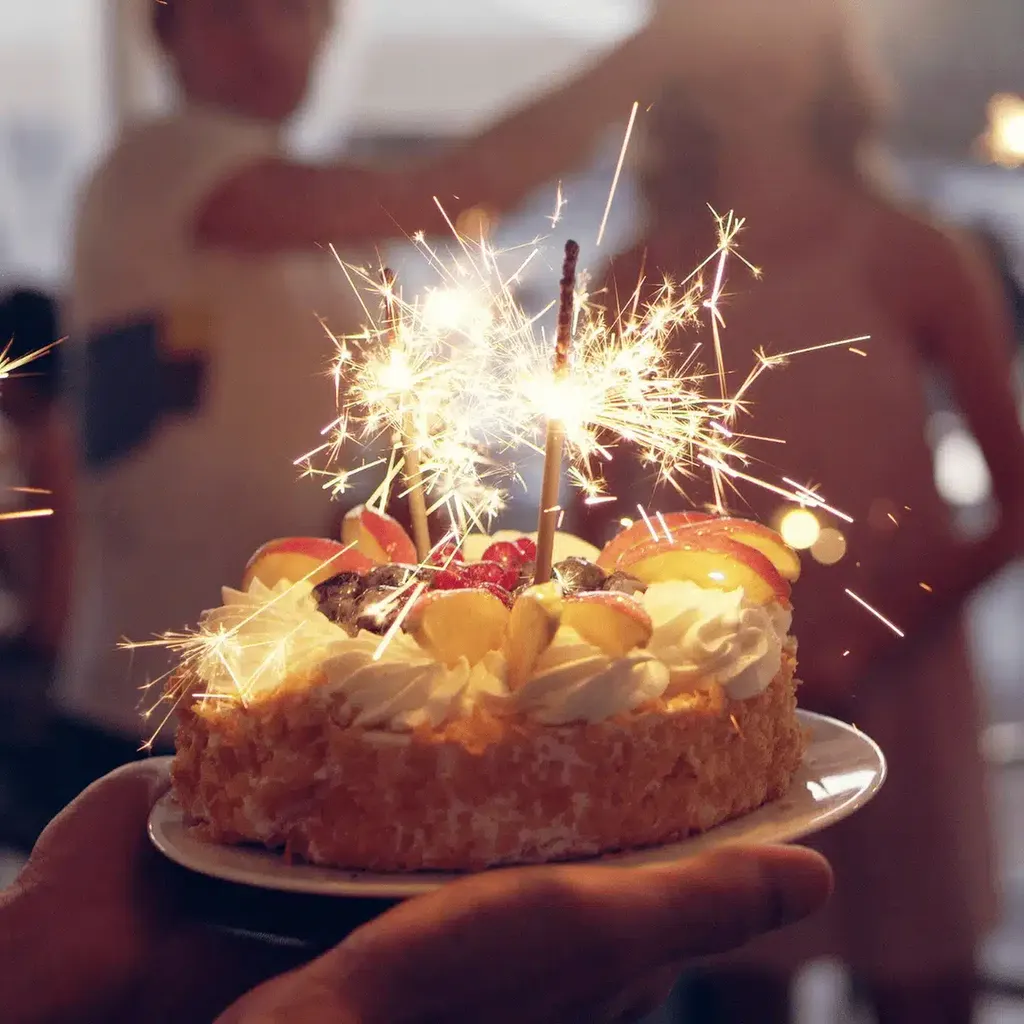 Réservation d'un domaine avec hébergement et salle haut de gamme pour un anniversaire inoubliable près de Gap