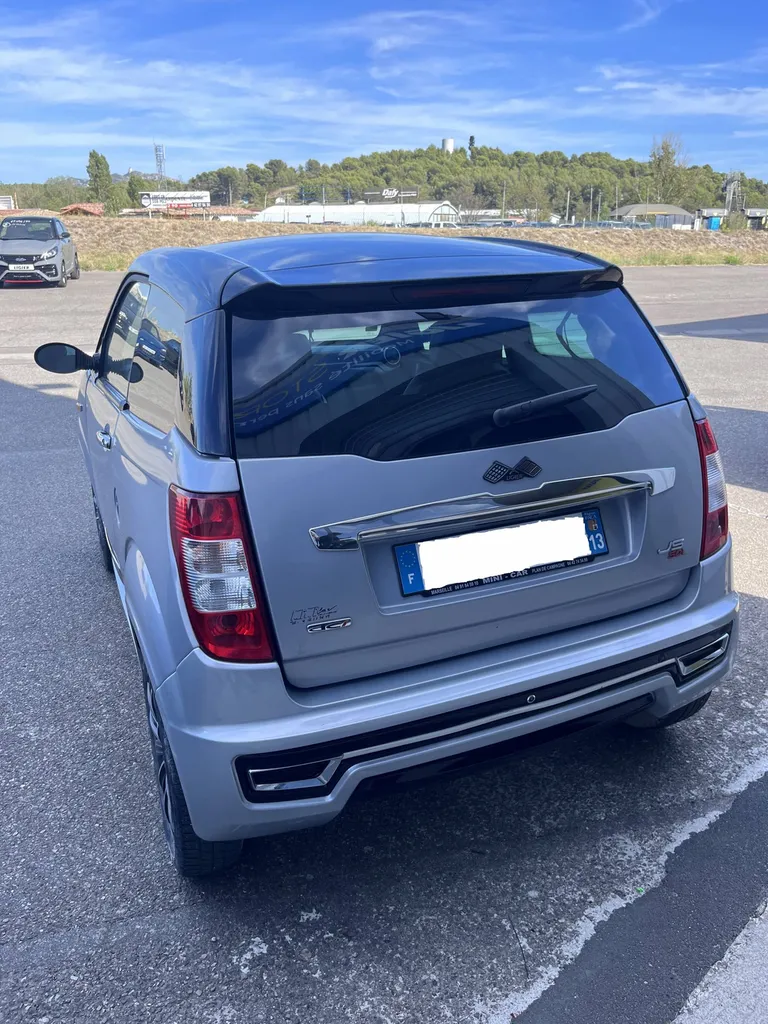 LIGIER JS50 L Elegance chez Minicar à Peypin