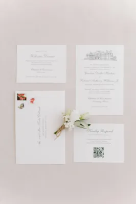 Organisation d'un Elégant Mariage Américain dans le parc d'un Château chic avec une cérémonie laïque en Normandie