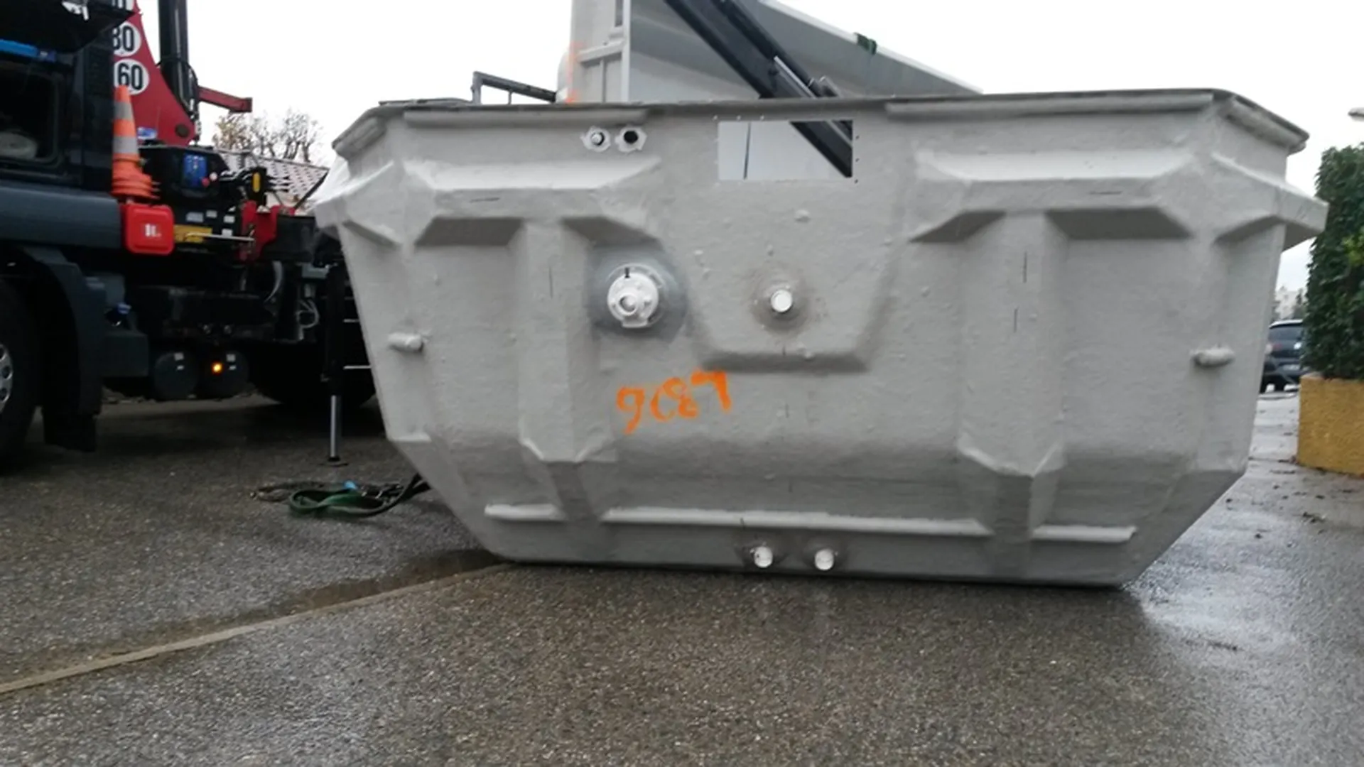 livraison de deux piscines à la fois à Salon de Provence