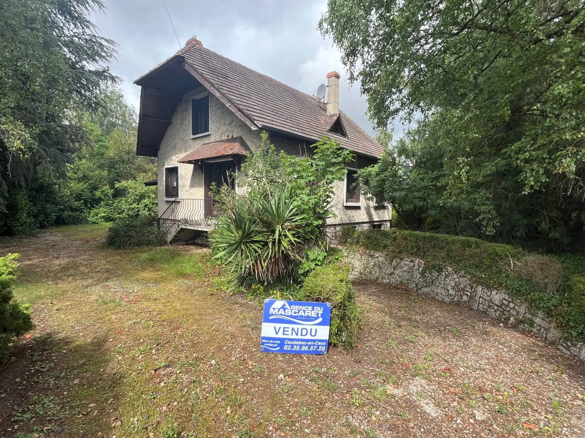 Maison individuelle viable de plain pied - Vatteville-la-Rue 76940 - 1960m² de jardin.