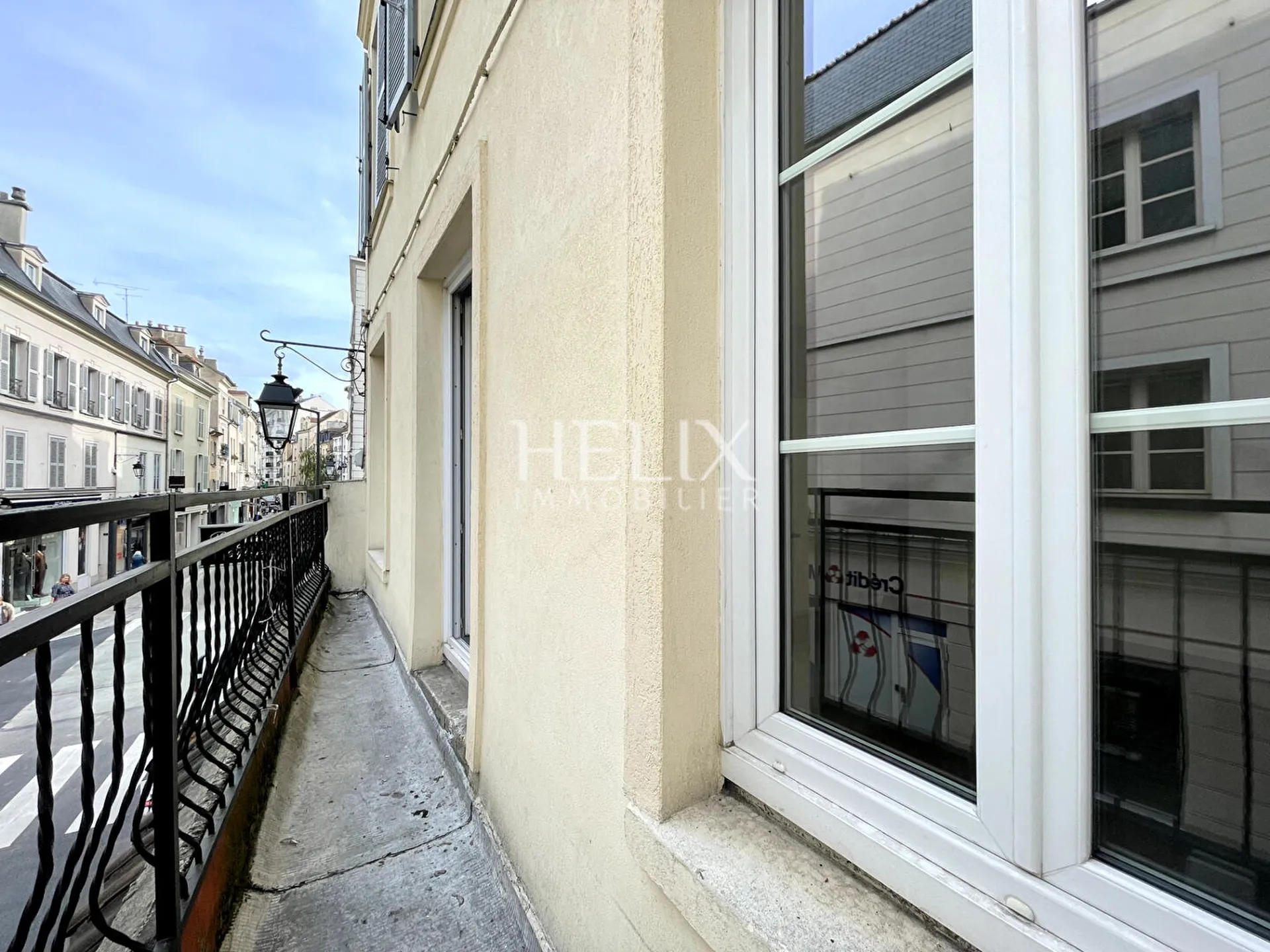 Studio à louer avec balcon à Saint Germain en Laye, 2 mn du RER A!