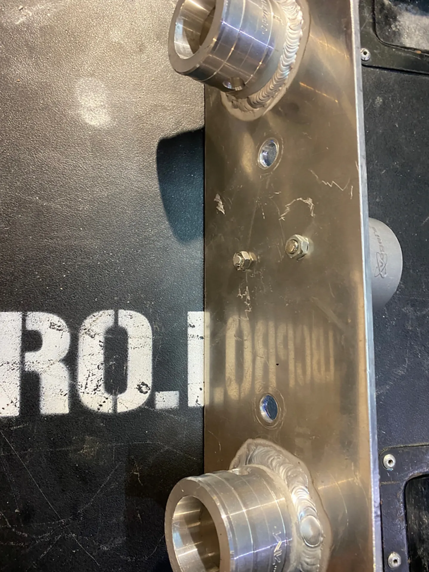 location embase pour videoprojecteur à Toulon dans le var