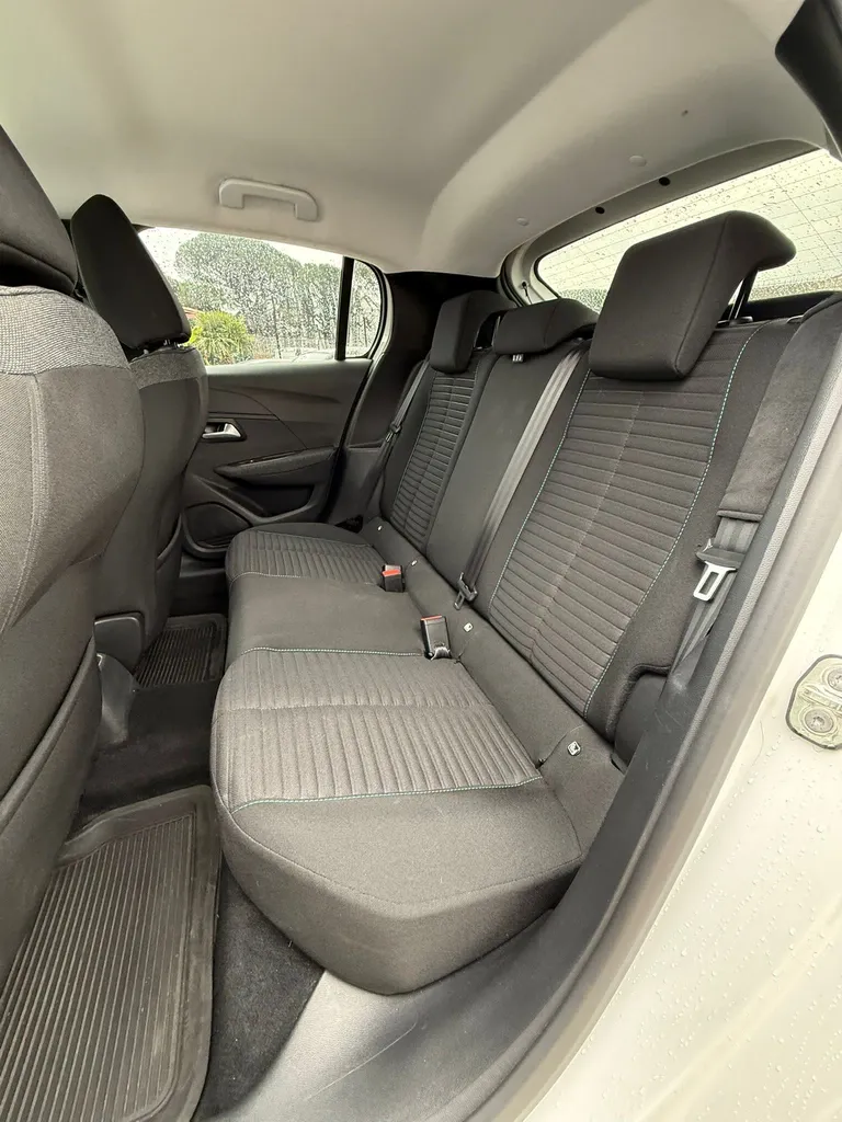 PEUGEOT 208 STYLE 1.2 THP 100CV 
