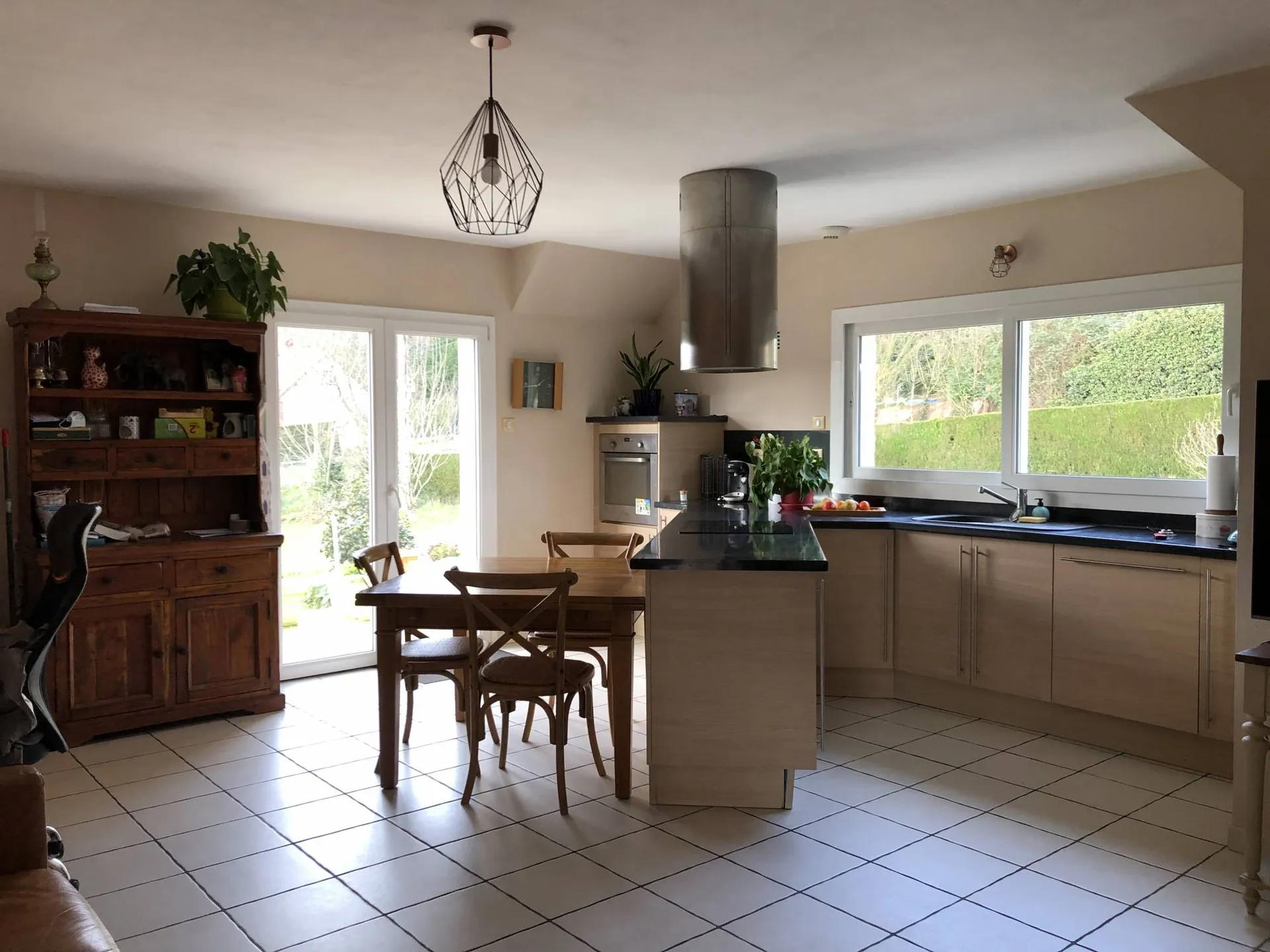 Maison récente sur sous-sol complet, Lisieux EST