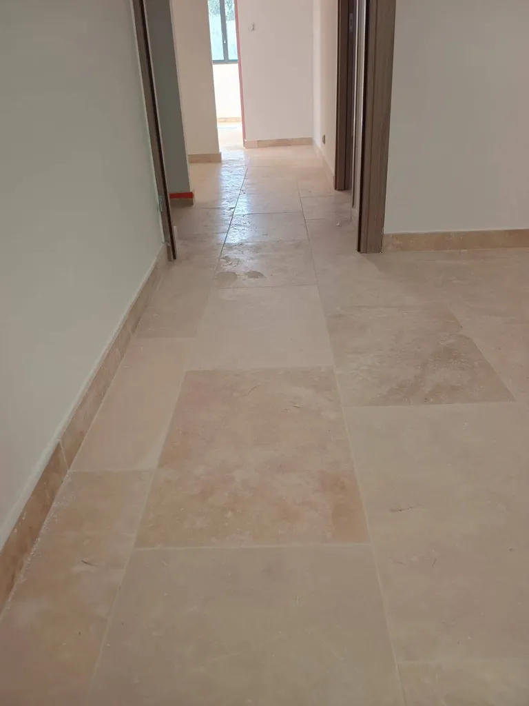 DALLAGES INTERIEURS TRAVERTIN BEIGE 1ER CHOIX CLASSIC FORMAT 61X40.6X1.2CM