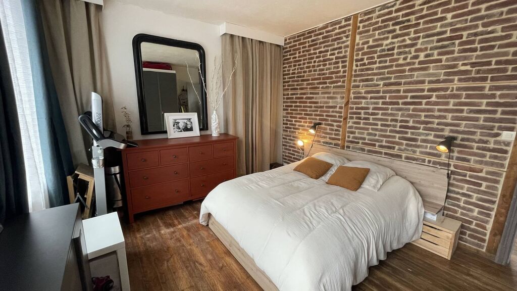 SOUS OFFRE Charmante maison de ville rénovée – 110 m² habitables avec jardin et terrasse