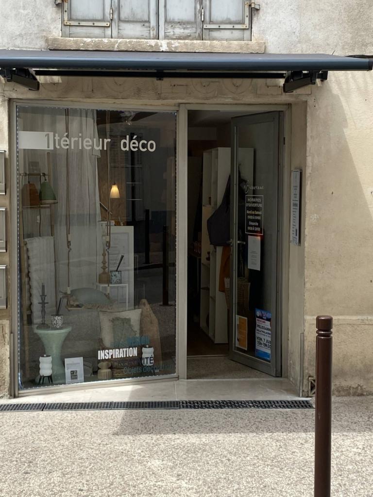 pose de store banne sur mesure pélissanne