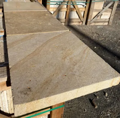 Margelle Pierre au 36 rue de Bourgogne à Paris, uniquement sur rendez-vous.