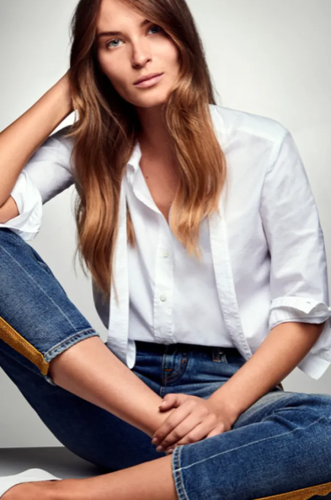 Jacob Cohen des jeans confortables, avec des détails qui les rendent uniques, qui séduisent les femmes stylées.