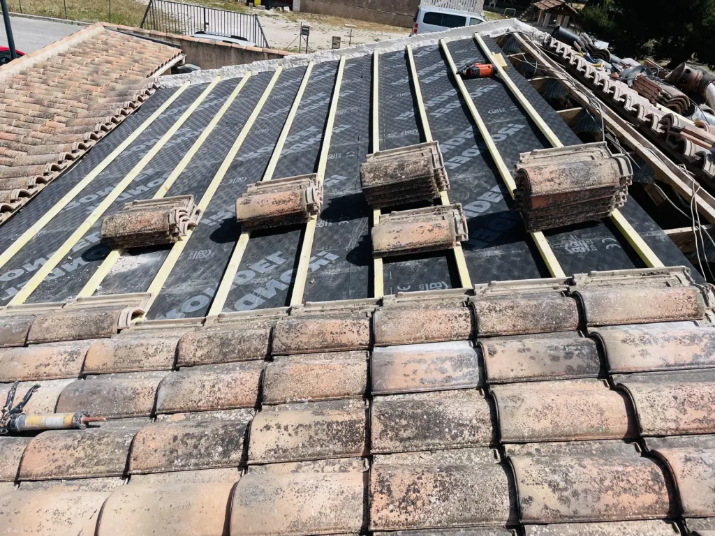 Rénovation de toiture et isolation d’une maison sur Bouc Bel Air près de Aix en Provence