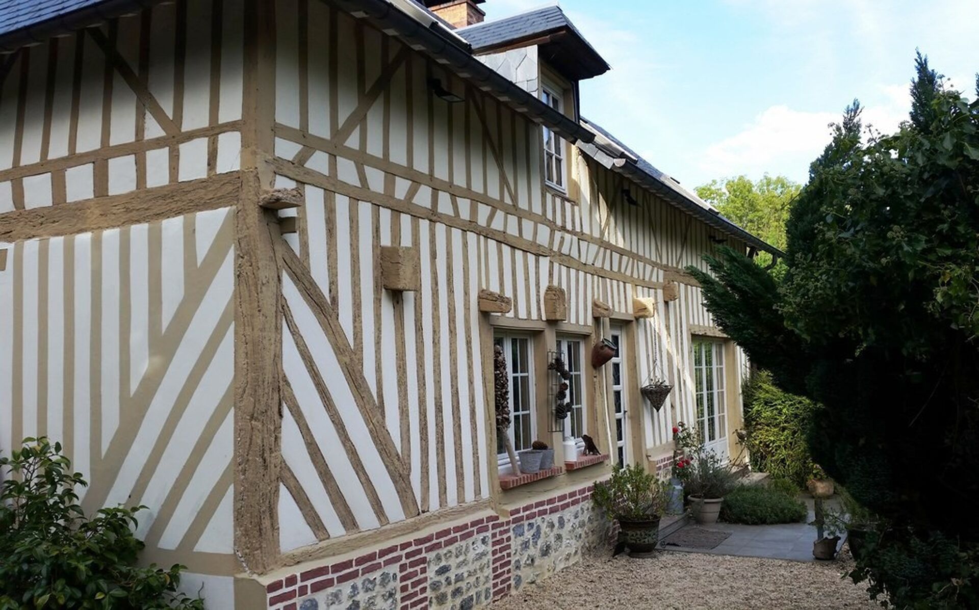 Vends maison normande beaux volumes proche de Blangy le chateau calvados