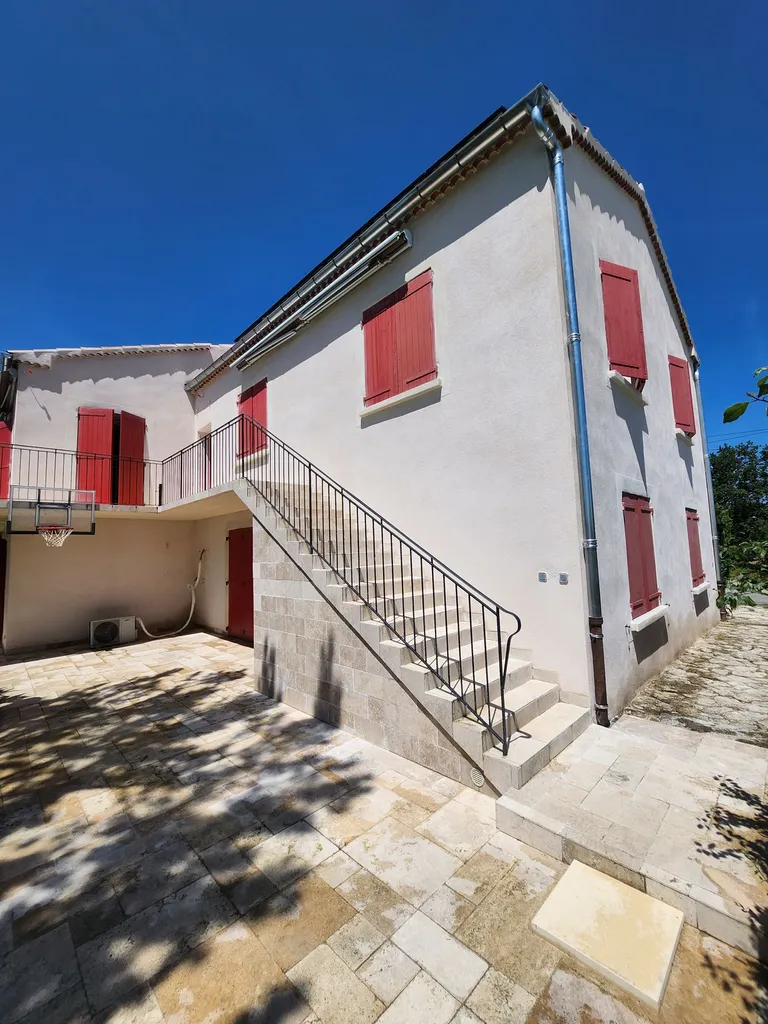 Réalisation maison crépi avec finition lisse à la valette