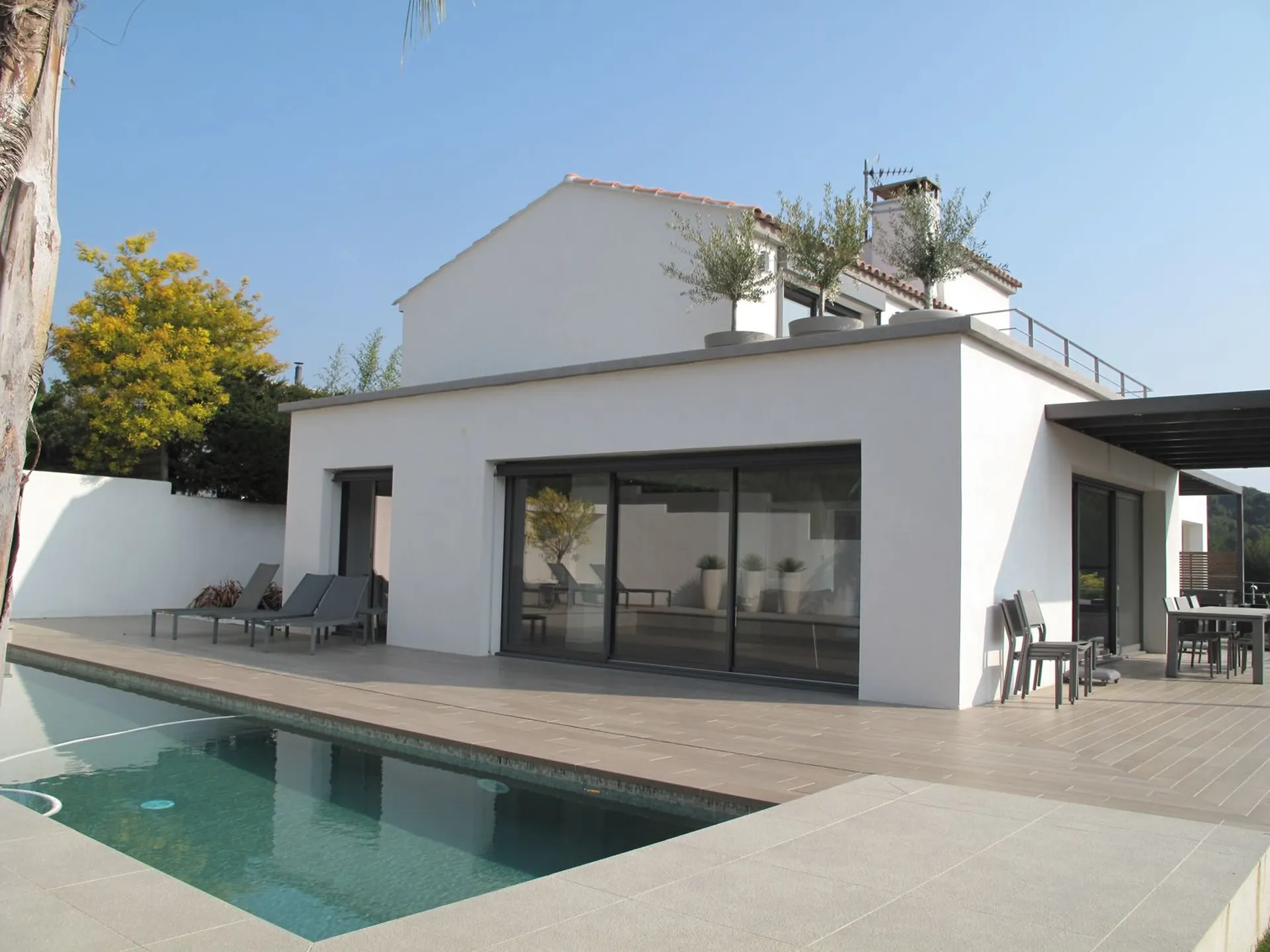 Cassis villa à vendre avec piscine de standing