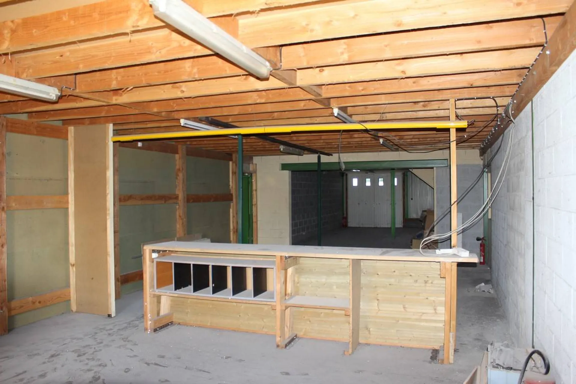 Situé sur l'axe Beuzeville / Bernay, Eure 27210