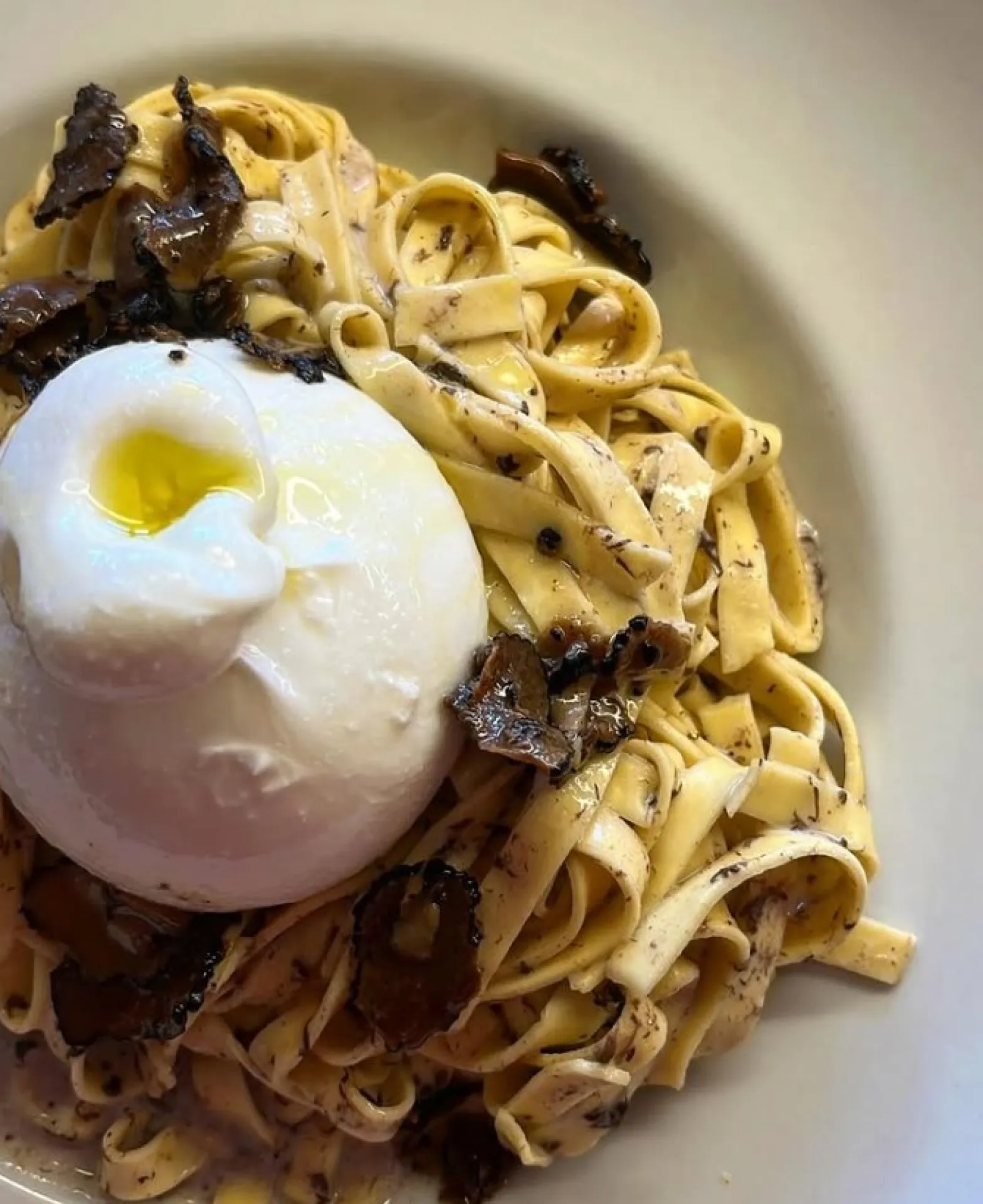 Epicerie Trattoria italienne, Traiteur évènementiel pour mariage et entreprise, Restaurant italien cuisine authentique sur Marseille, Aubagne et Châteauroux