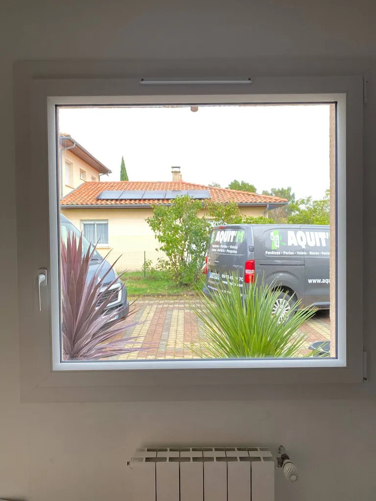 Après le passage d'Aquit'm pour la pose d'une fenêtre PVC 1 vantail