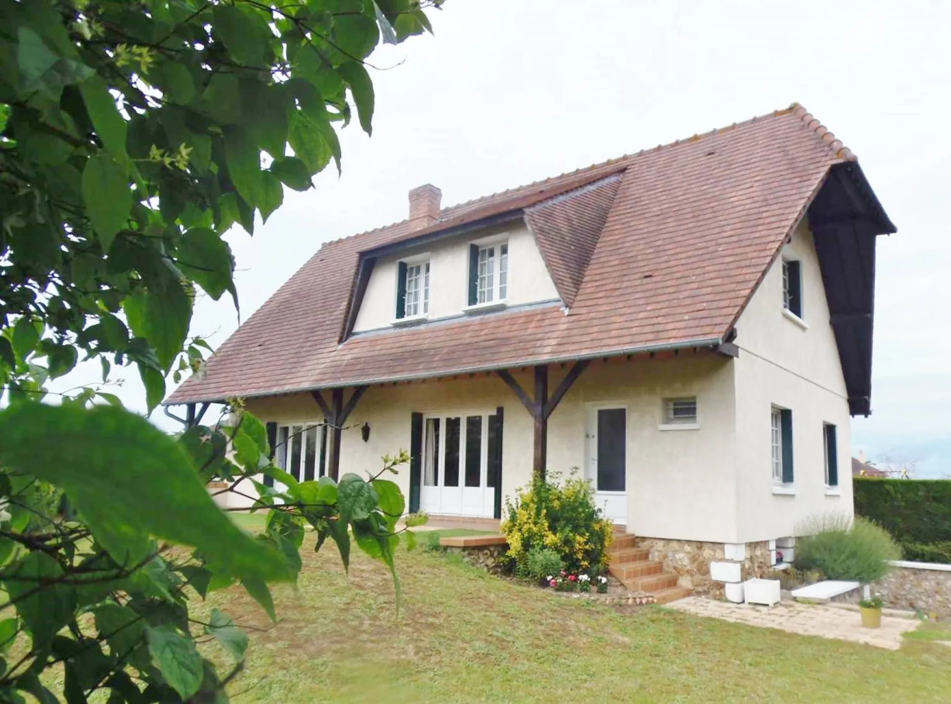 Où trouver à acheter pavillon stylé 6 chambres jardin à martot 27340