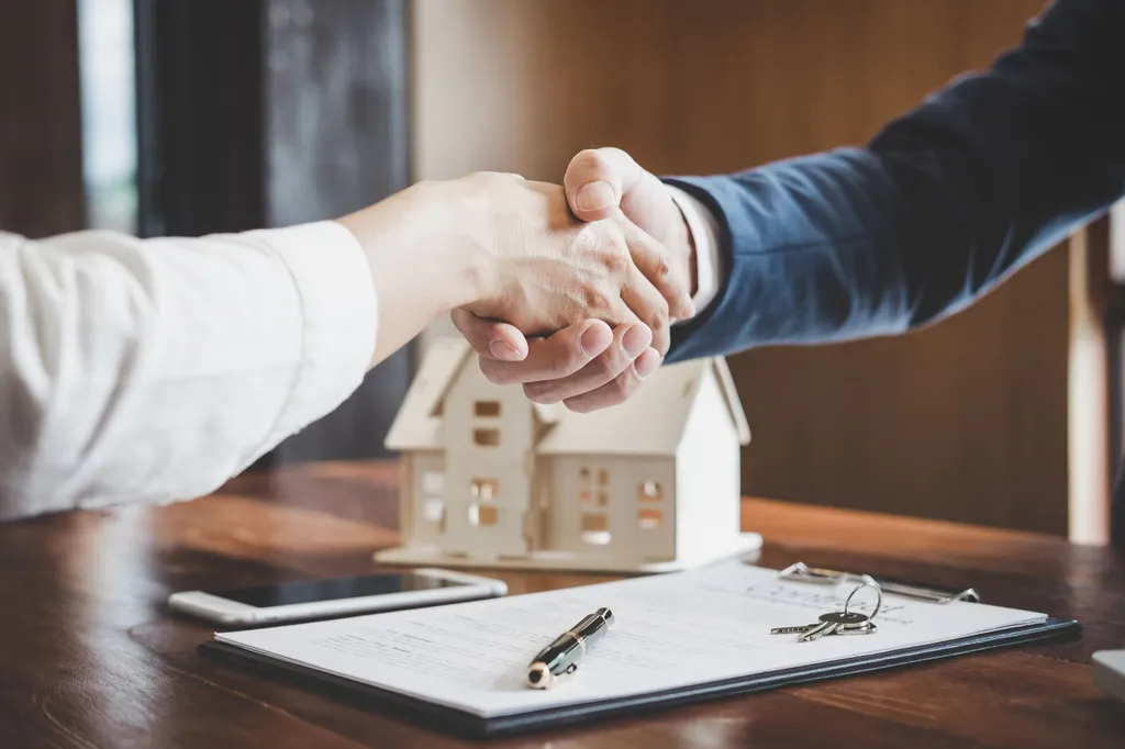 La Tour Immo, spécialiste de la transaction en immobilier commercial à Paris depuis 36 ans