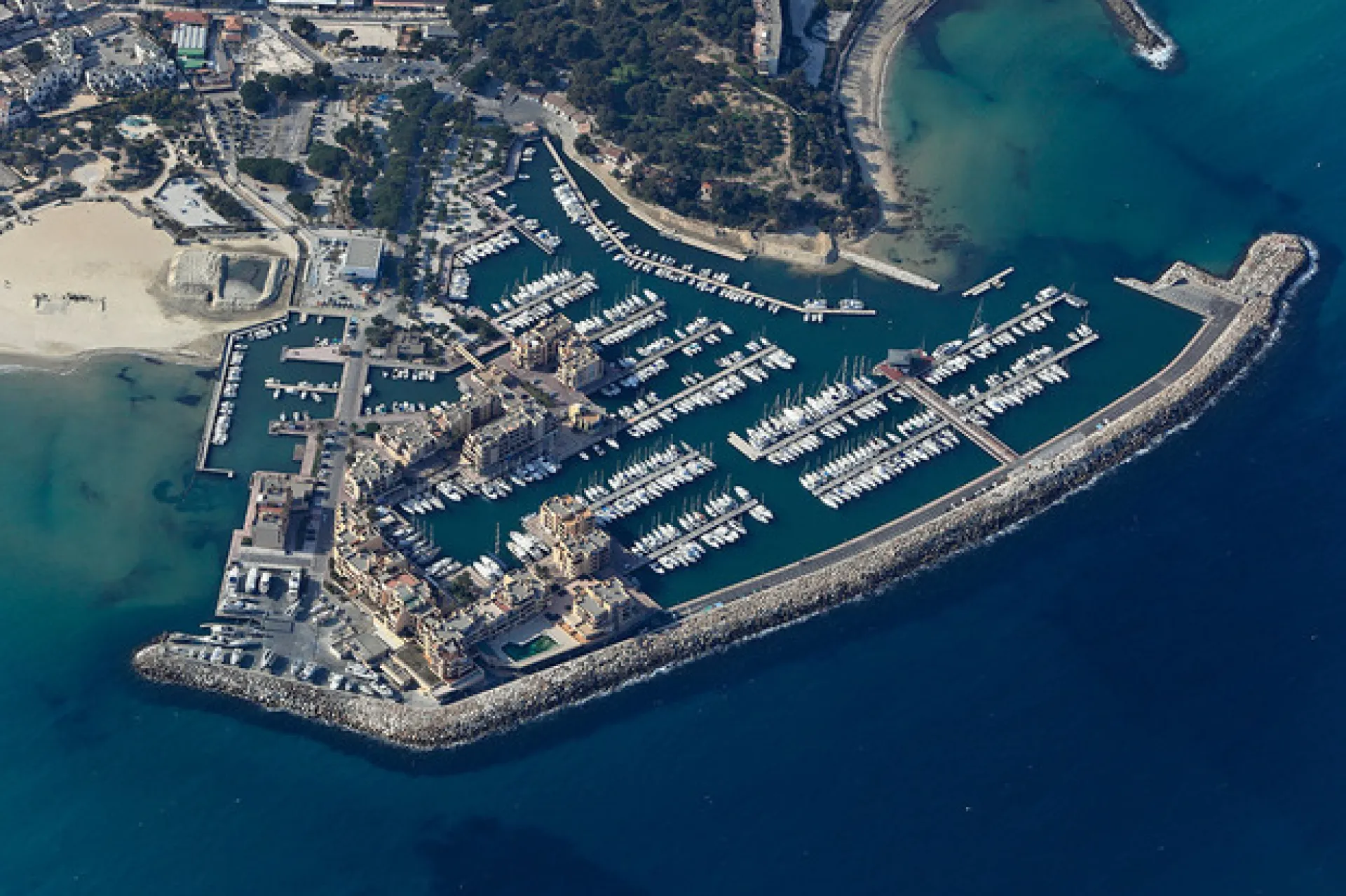 Taxi Aix en Provence TGV pour Bormes les Mimosas