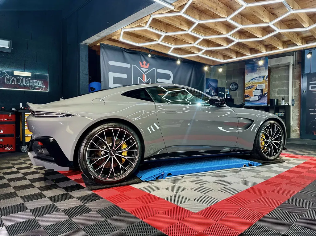 Protection Film PPF et traitement céramique carrosserie Aston Martin Vantage 