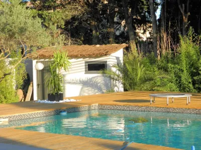 Jardin moderne sur Avignon