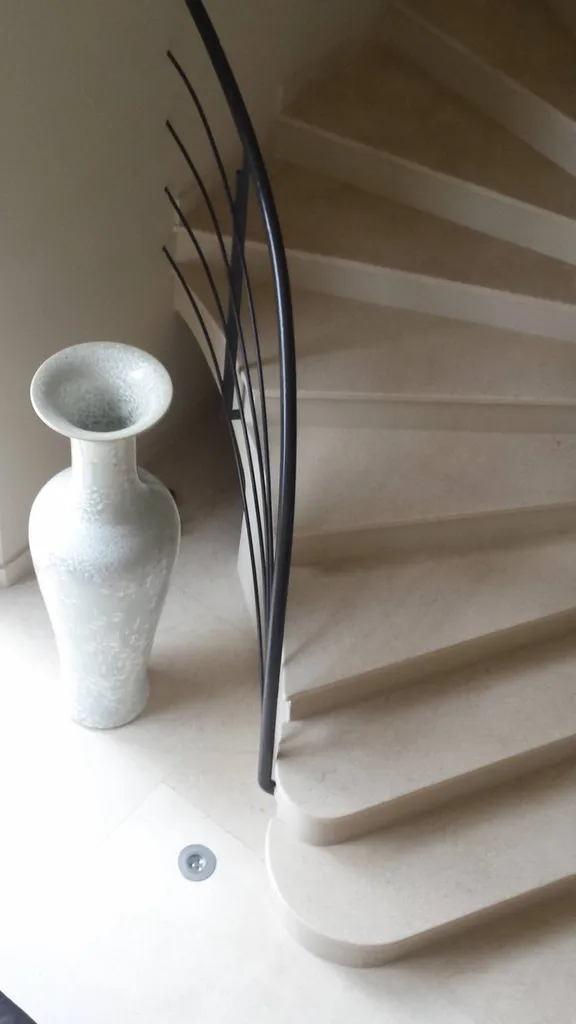 escalier en pierre naturelle 