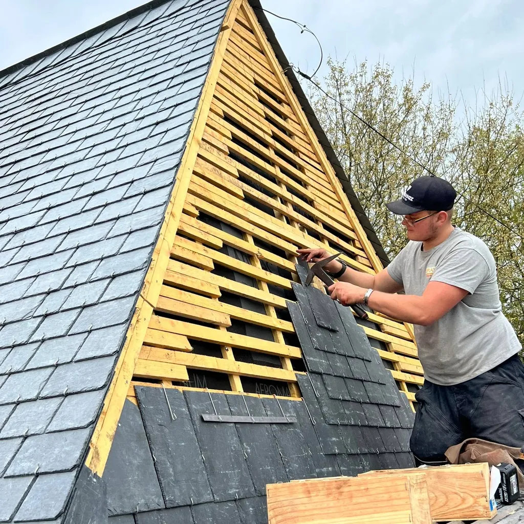 Offre d'alternance   BP Couvreur homme  / femme  EN SEINE-MARITIME 76