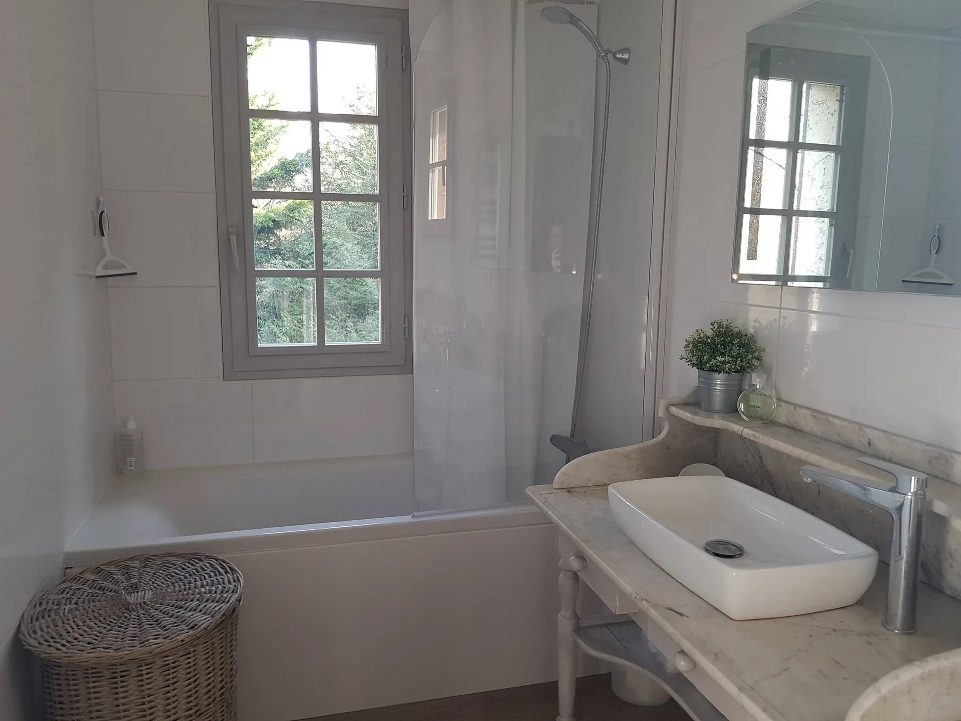 Achetez une propriété de caractère aux portes de la capitale du Pays d'Auge 14130 SAINT HYMER