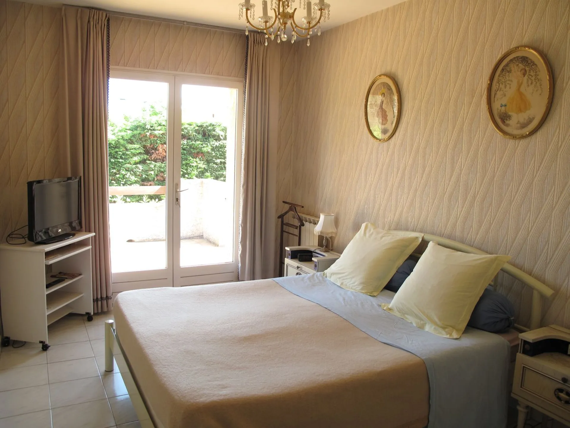 Cassis lotissement maison