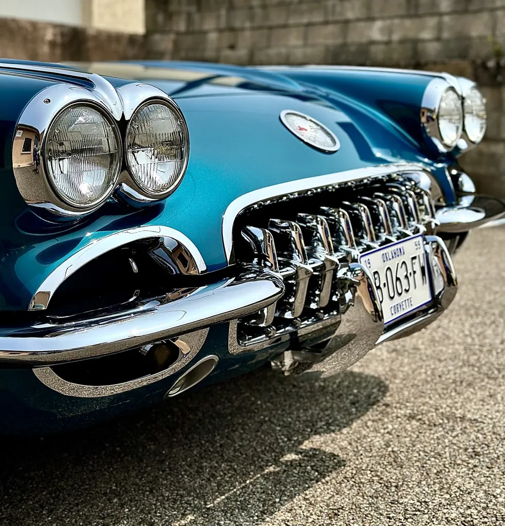 protection carrosserie traitement céramique Gyeon infinite Lyon Chevrolet corvette C1 1959