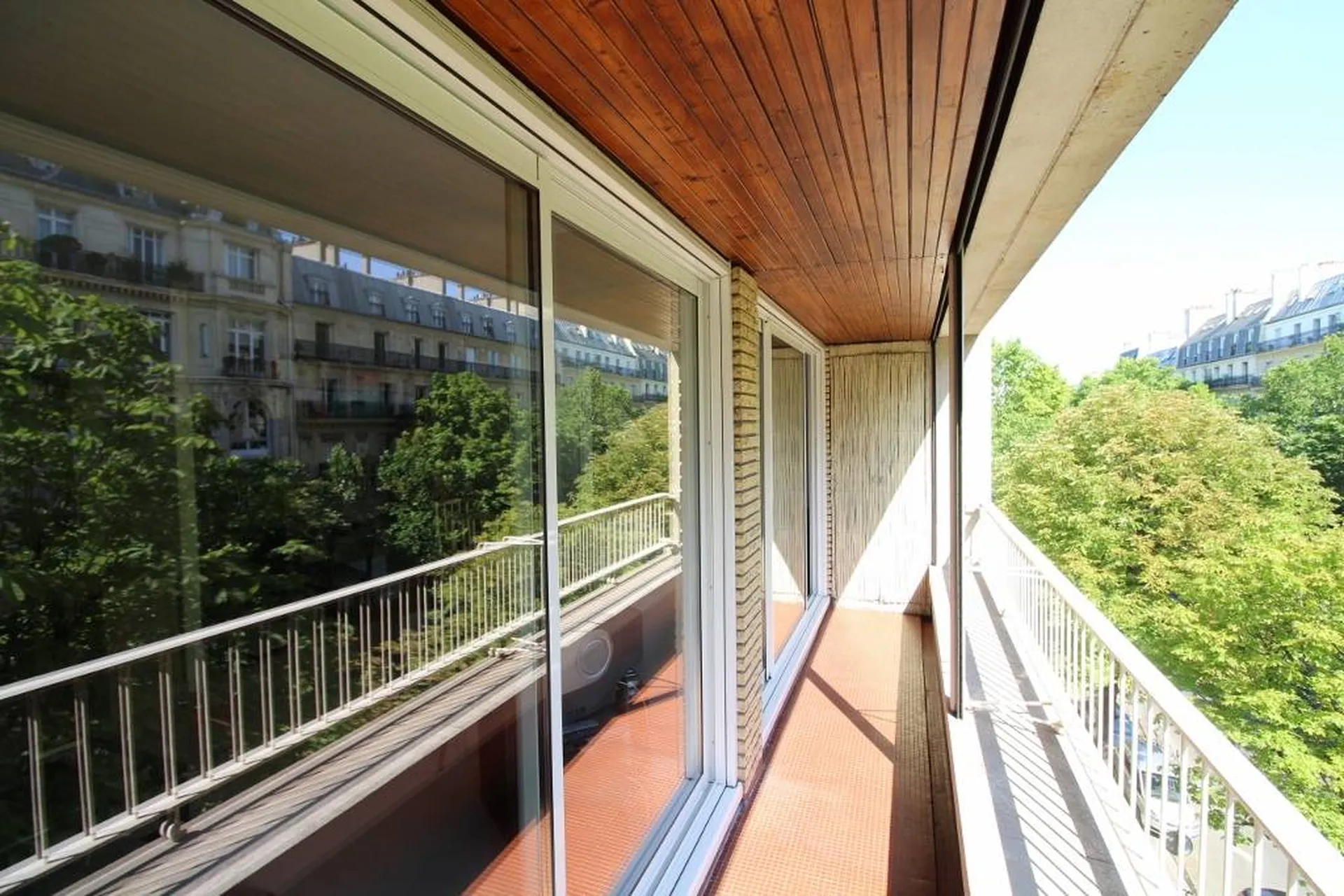 A vendre 2/3 pièces à proximité du lycée Carnot à Paris 75017