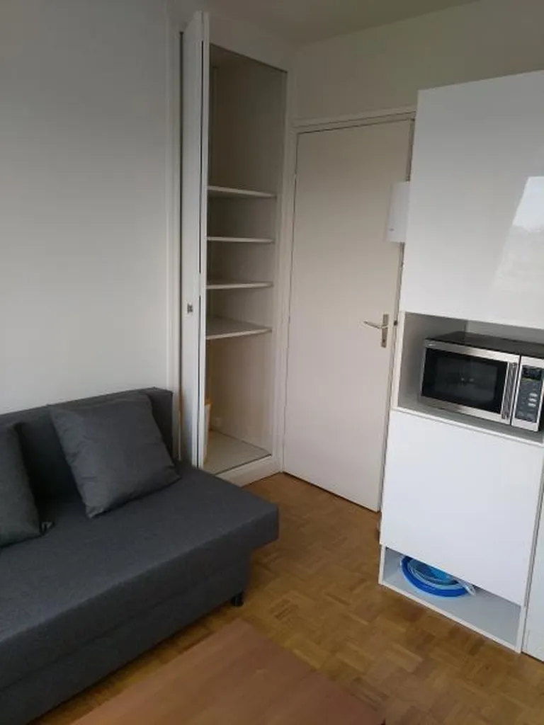 STUDIO MEUBLE ROUEN - 1 pièce - 16.53 m2- 418€ charges comprises