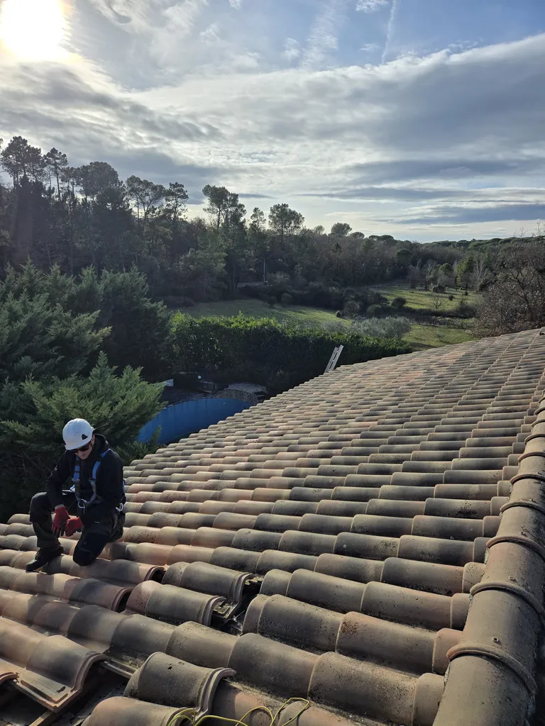 Rénover une installation photovoltaïque 3 kWc en surimposition à Tourves dans le Var
