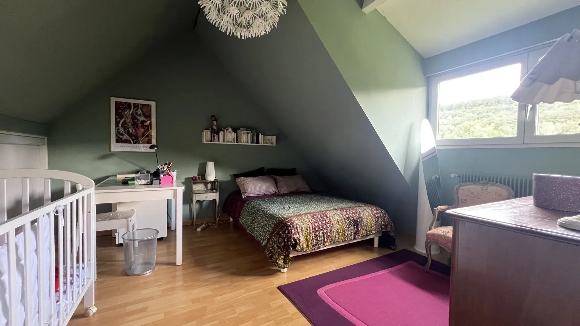 A vendre Authentique demeure normande 260m² issue de deux longères, 5 chambres, dépendances et jardin paysager 3400m², environnement privilégié proche Blangy-sur-Bresle 76340.