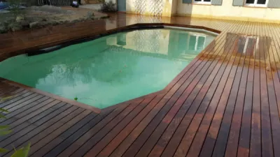 Réalisation d'une terrasse Vetedy softline de 95 m² en Ipé à Rousset (13)