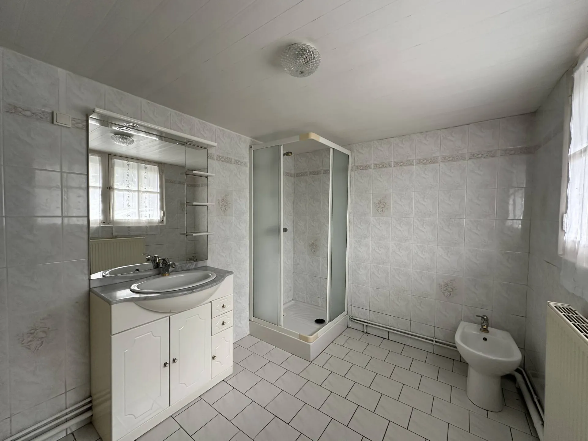 Vends maison sur un terrain de 4700m2 en Normandie.