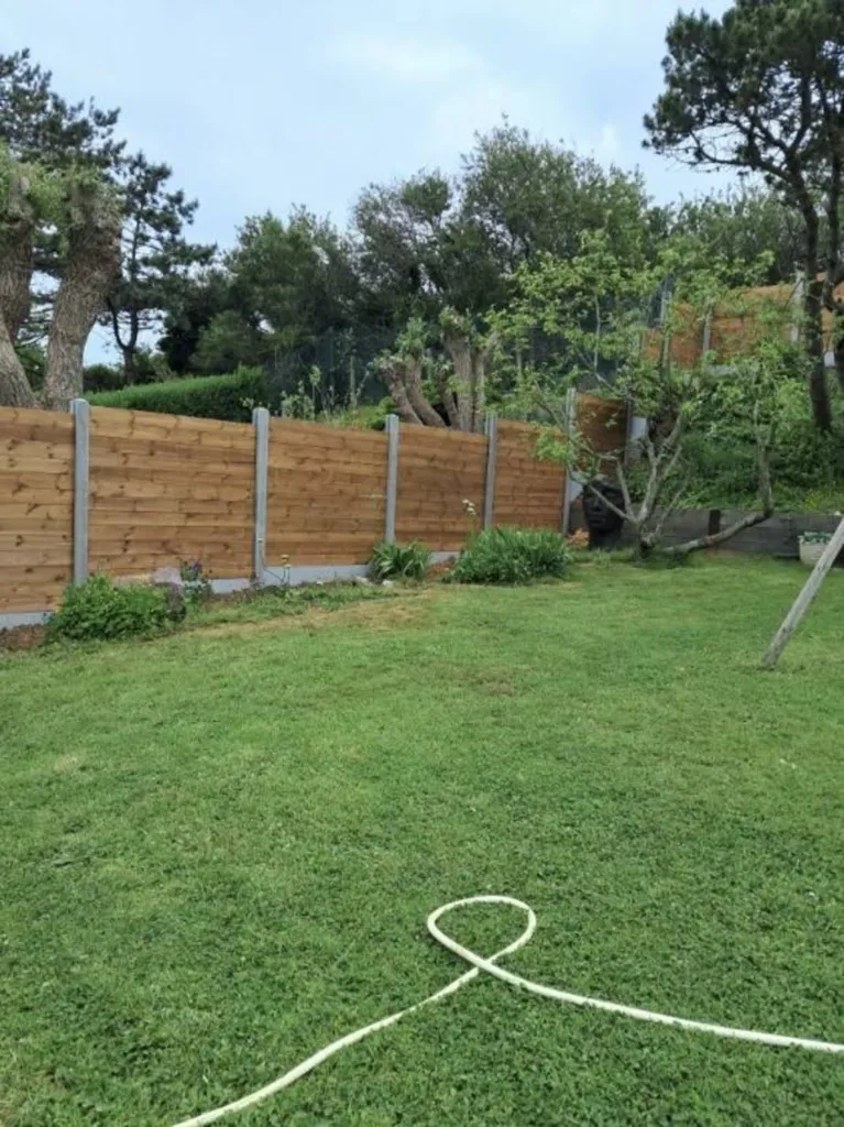 Installateur de clôture séparative bois à Mont Saint Aignan 76