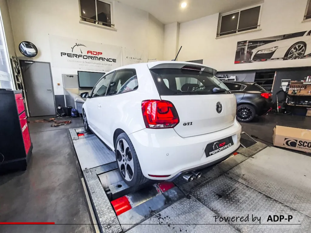 Reprogrammation Stage 2 / ADP Performance / Préparation moteur / Downpipe Scorpion / VW Polo 6R GTI 1.4 TSI 180cv / Salon de Provence