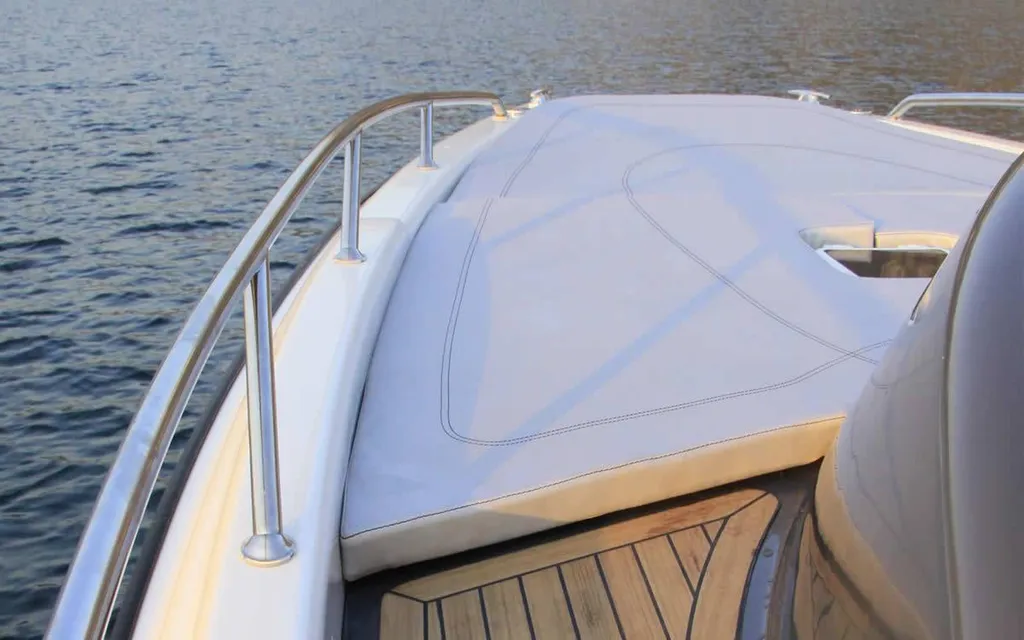 Bateau hors-bord à vendre près de La Ciotat