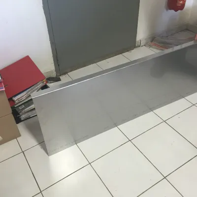 FABRICATION ET POSE PLAN DE TRAVAIL POUR CUISINE EN INOX ALIMENTAIRE MARSEILLE 13