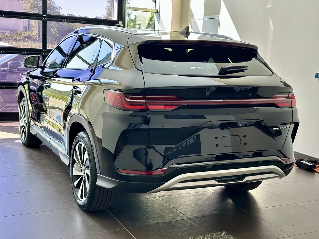 Partenariat BYD – Traitement céramique et detailing haut de gamme à Lyon proche Ecully 