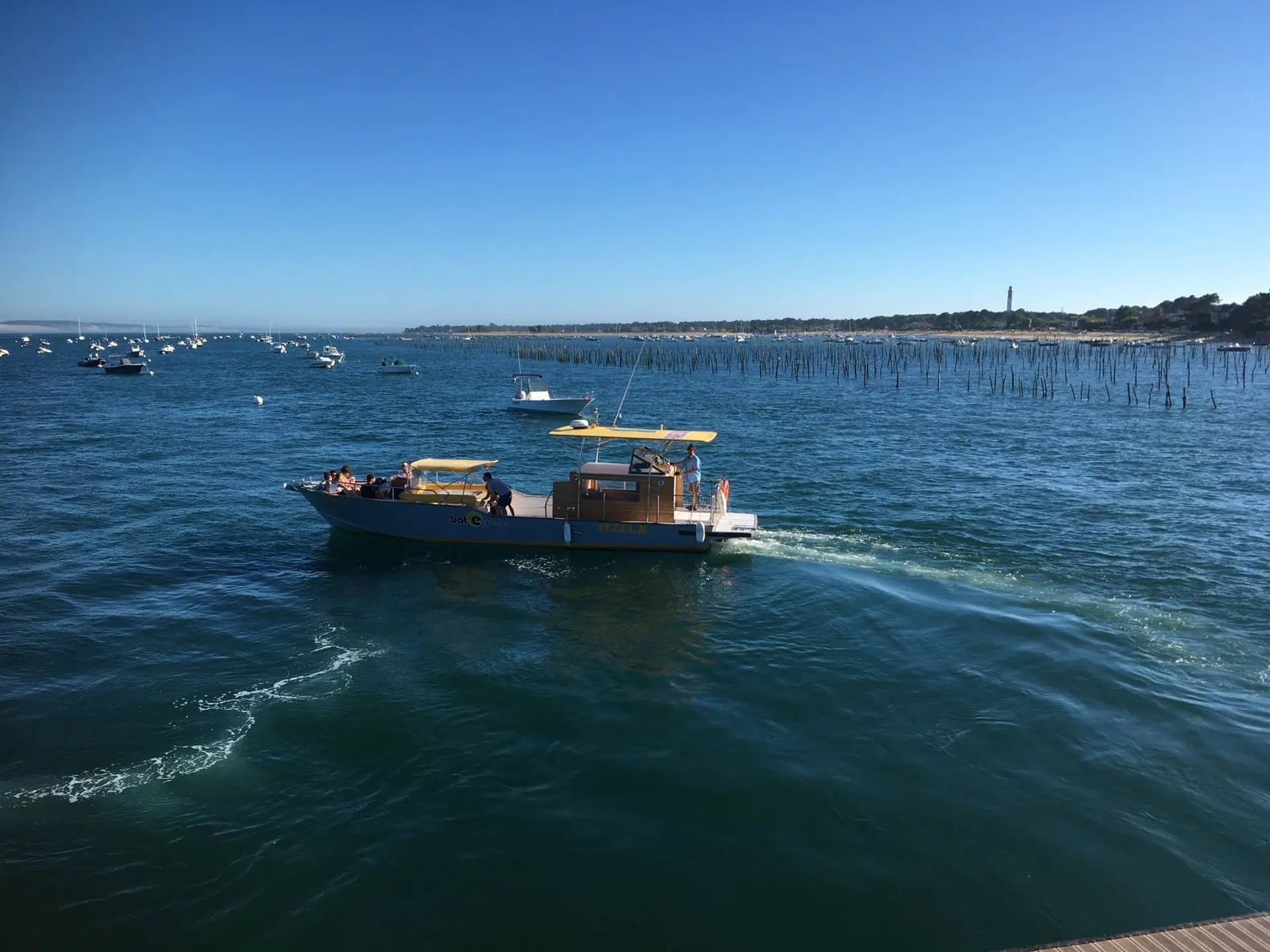Croisière en chaland moderne privée
