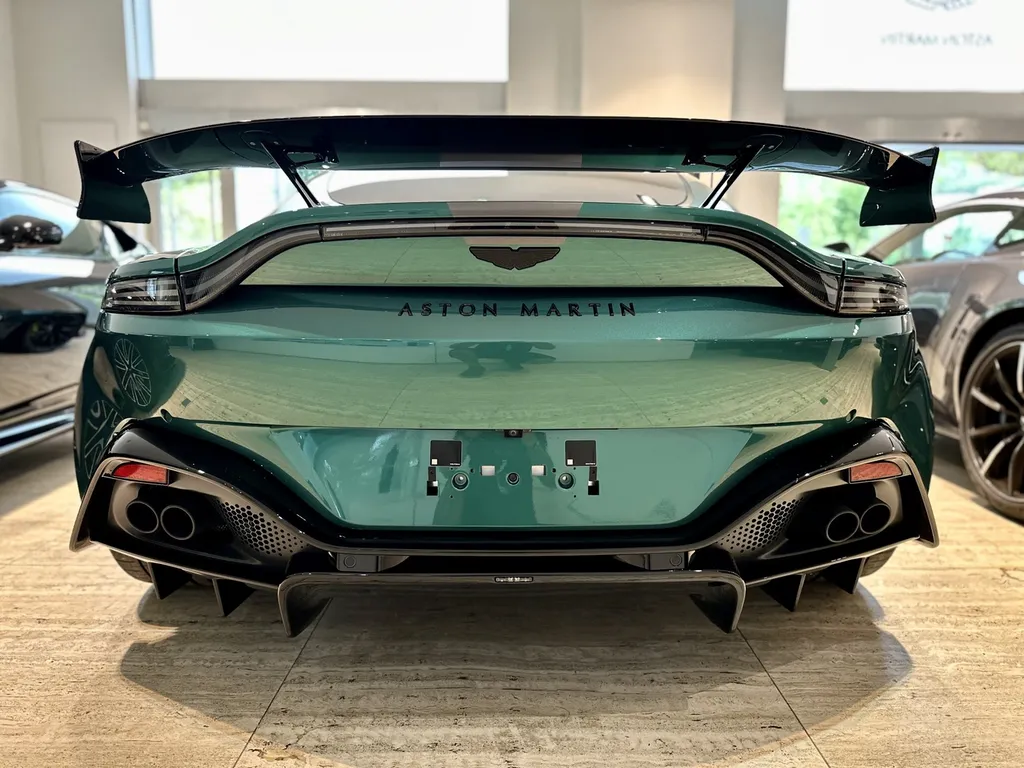 DETAILING film de protection PPF traitement céramique carrosserie Aston Martin Vantage F1 Edition 