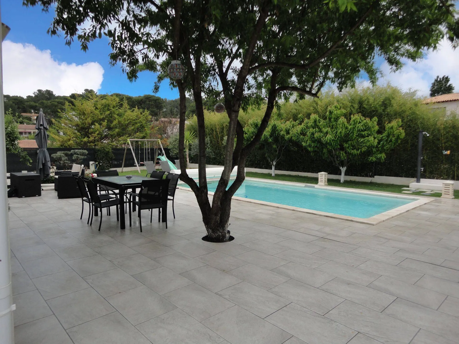 la bédoule  a vendre maison avec piscine