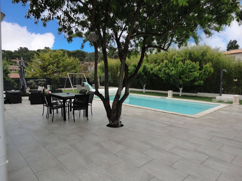 la bédoule  a vendre maison avec piscine