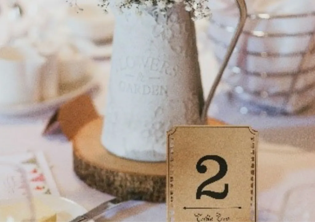 Création save the date sur mesure Studio Evidence Graphique pour organisation de mariage haut de gamme dans le Sud Ouest thème nature
