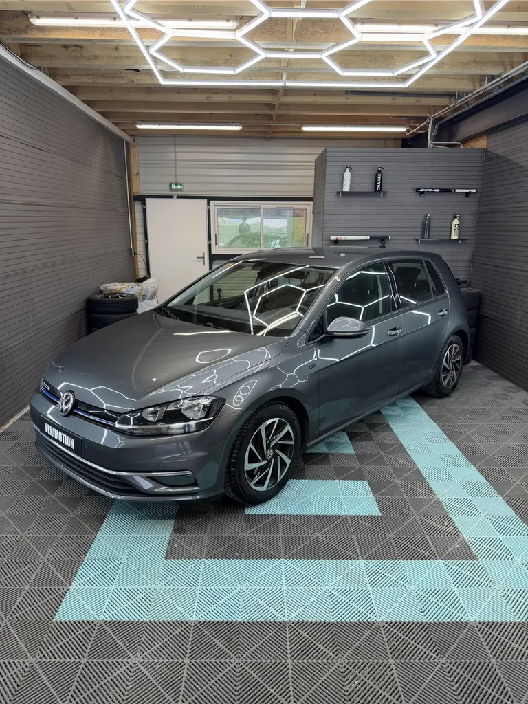 GOLF 7 1.5 TSI 130 CHV / CARPLAY / RETRO ELECTRIQUE / DEGIVRANT / CT OK