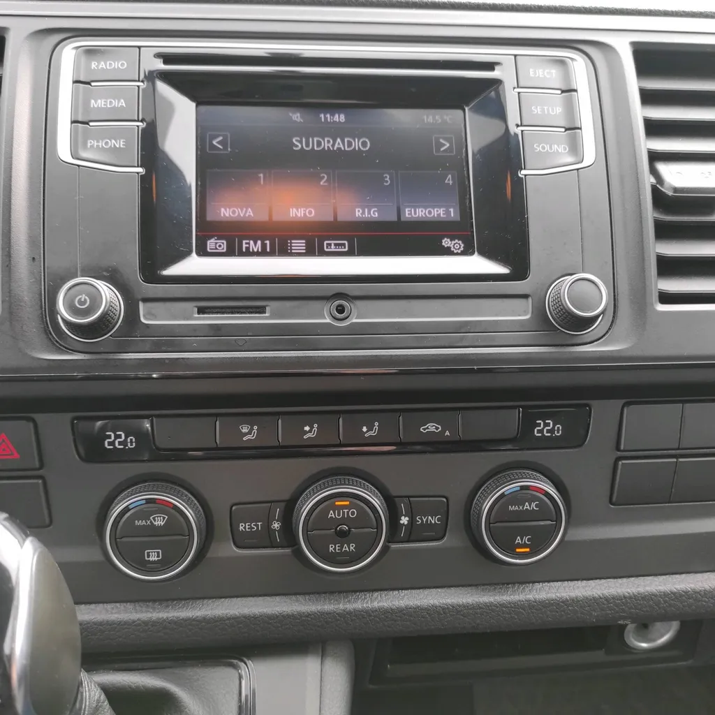 Volkswagen Caravelle 9 places TDI 150 DSG Confortline