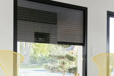 Remplacement de pièces usées sur vos volets roulants electriques à Lyon 69